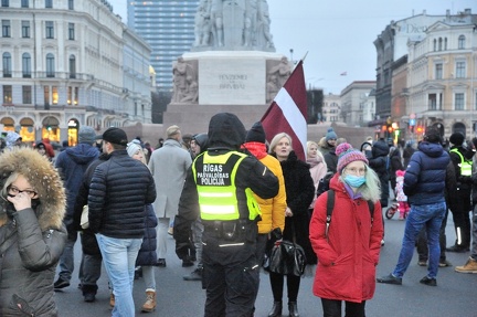 Tautas sapulce Brīvības laukumā