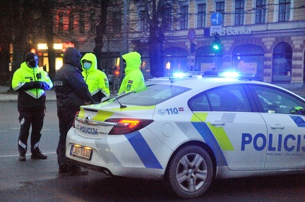 Tautas sapulce Brīvības laukumā